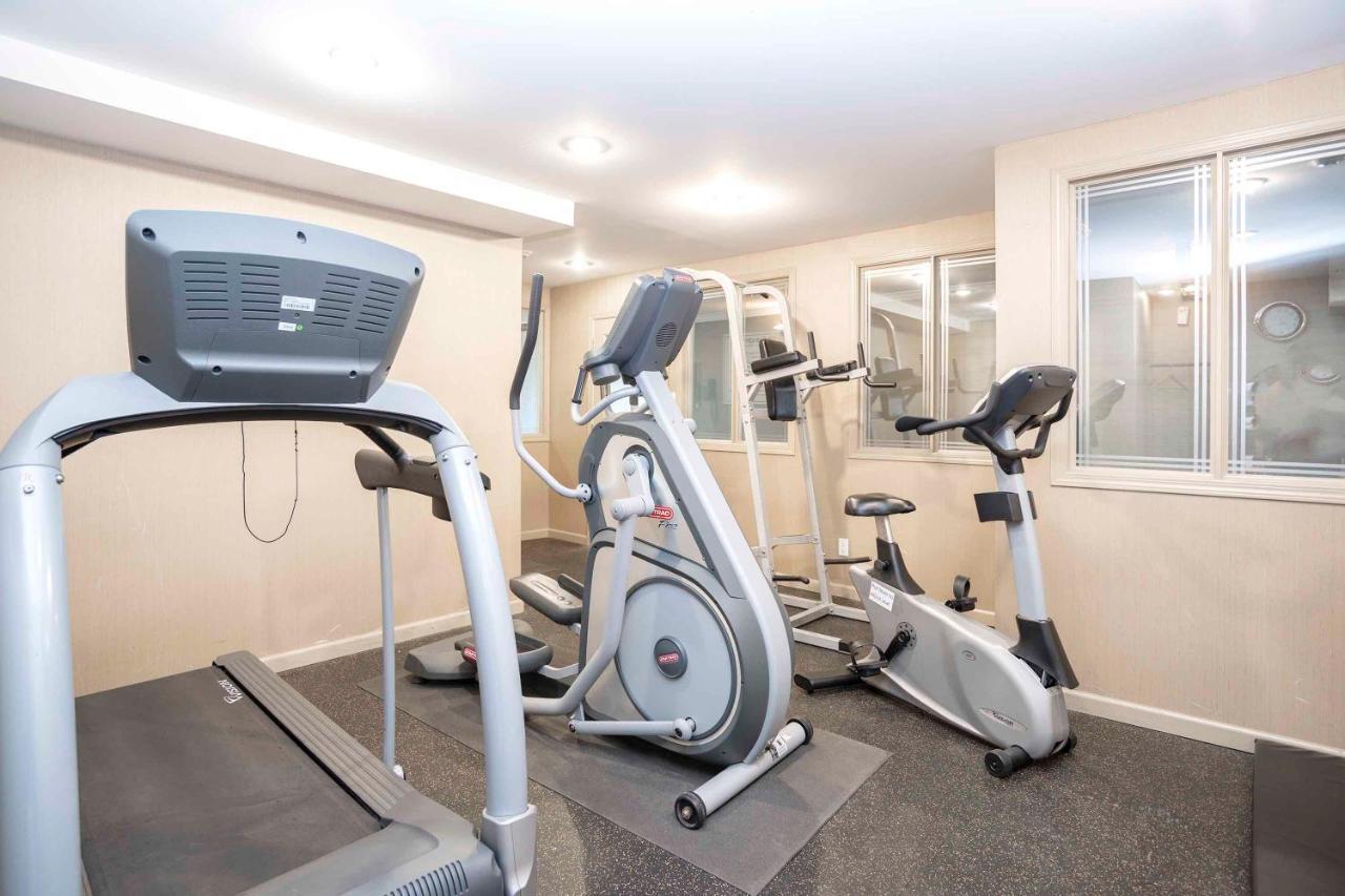 Sandman Hotel & Suites Prince George Ngoại thất bức ảnh