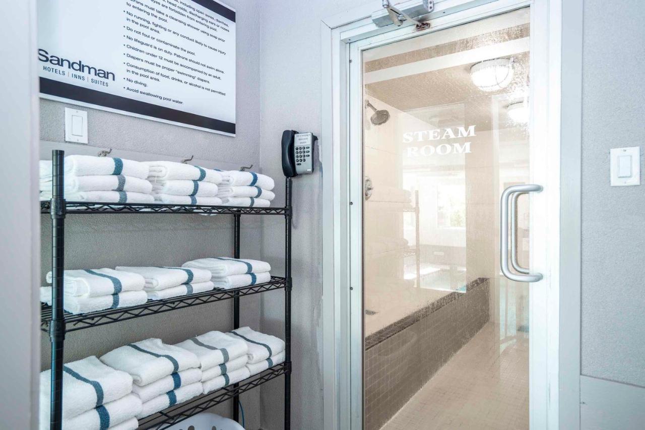 Sandman Hotel & Suites Prince George Ngoại thất bức ảnh