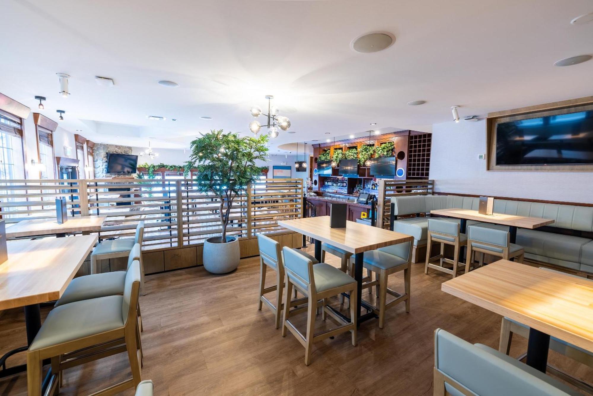 Sandman Hotel & Suites Prince George Ngoại thất bức ảnh